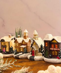 کلبه چراغدار کریسمسی در 4 طرح مختلف کد C111321