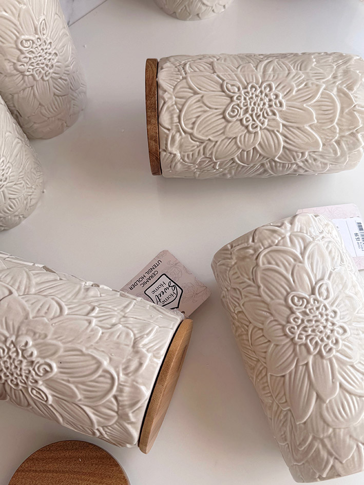 بانکه های طرح برجسته در دو سایز کد ba111135